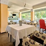 Agathoupoli Hotel Ormos Methonis